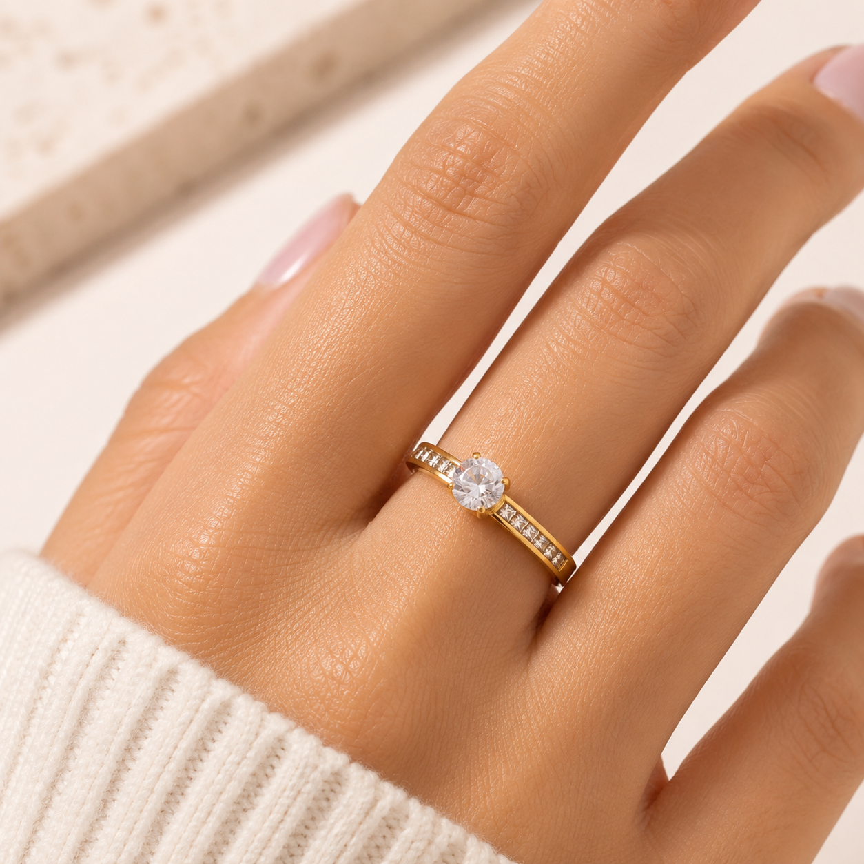 Aurora Solitaire Ring