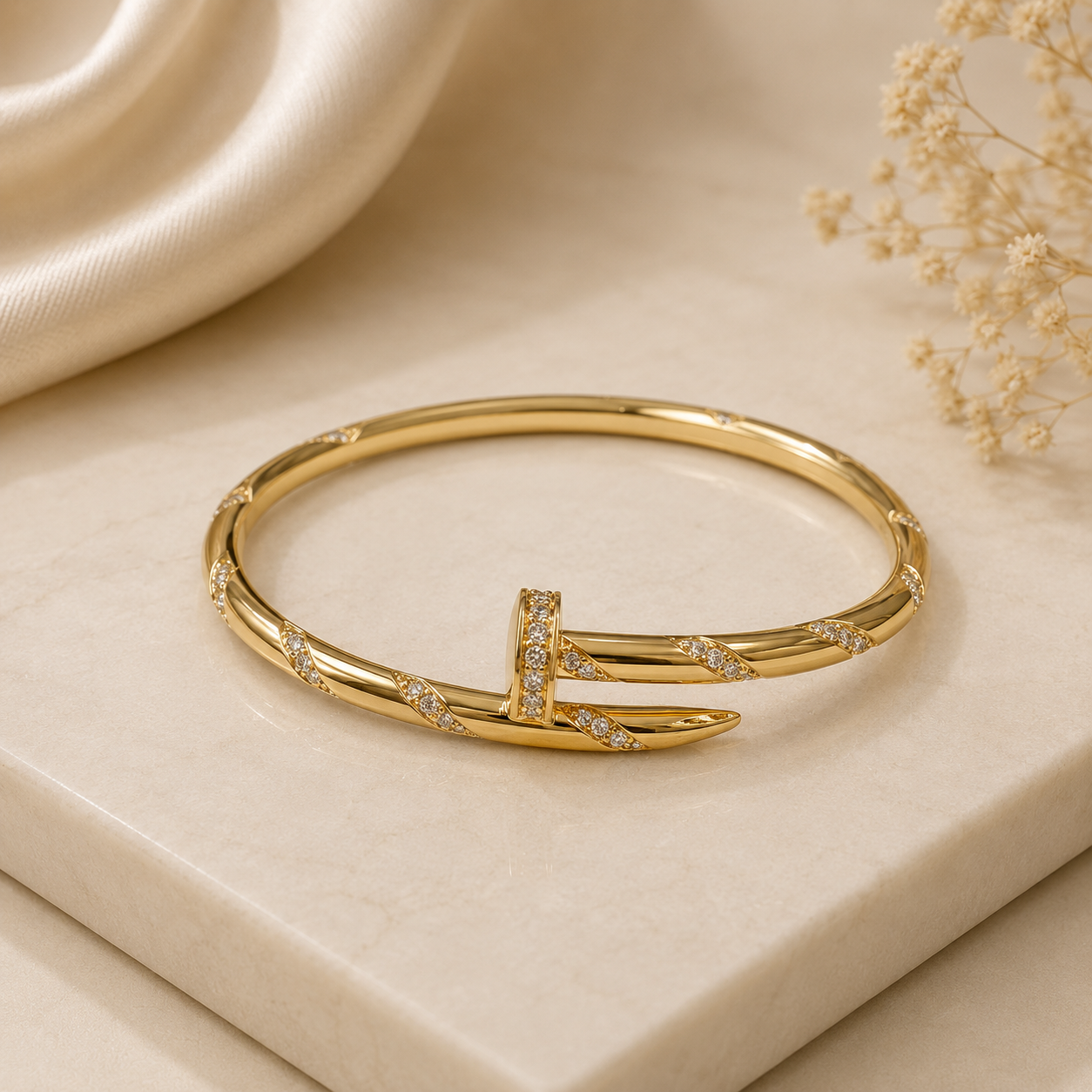 Nail Luxe Bracelet