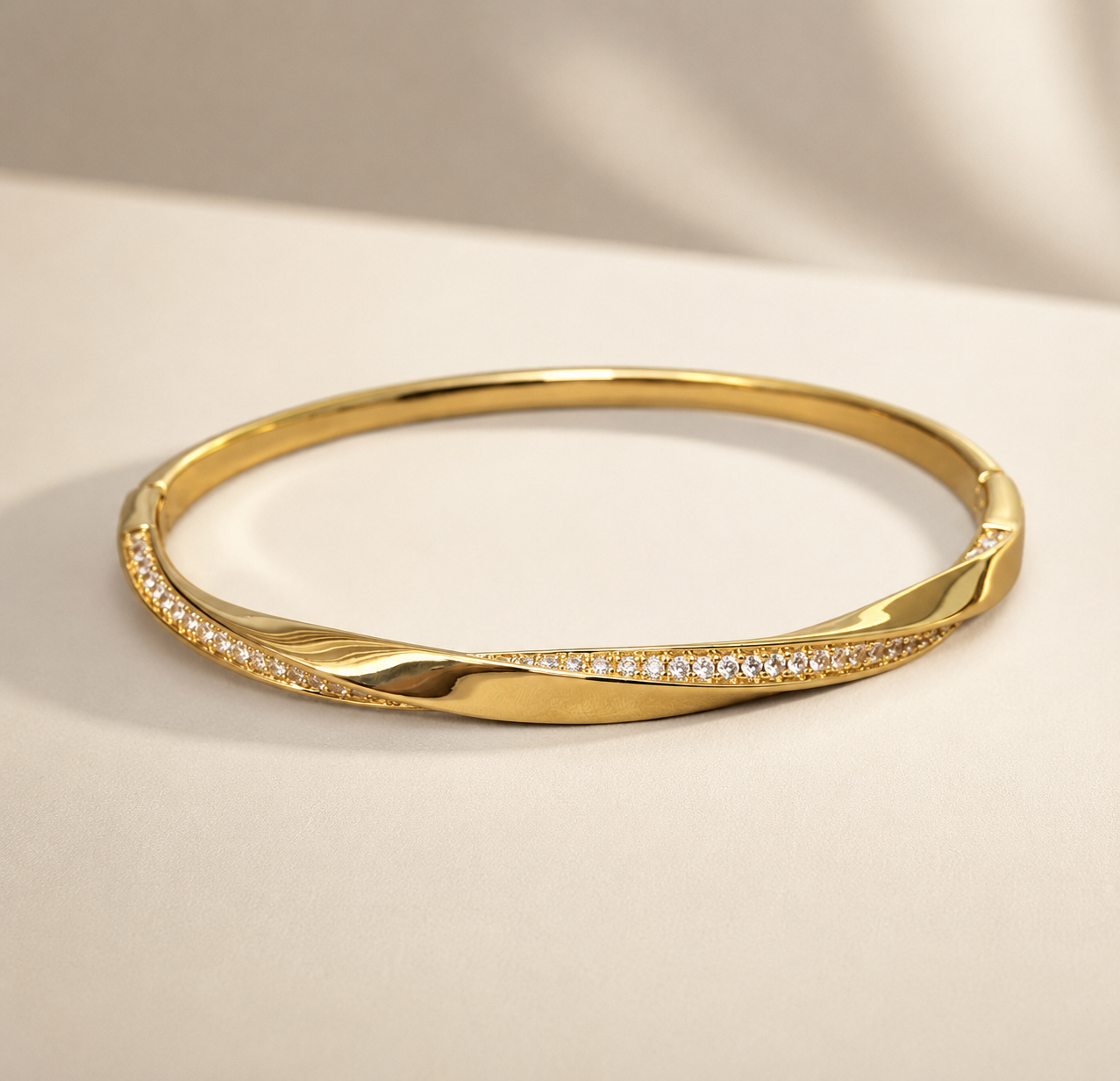 Zircon Twist Bracelet